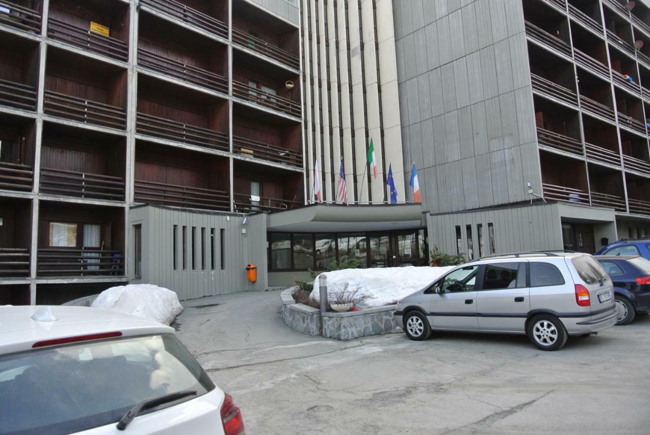 Complesso I Dadi - Residence Cielo Alto - Alberto 21 Breuil-Cervinia Bagian luar foto