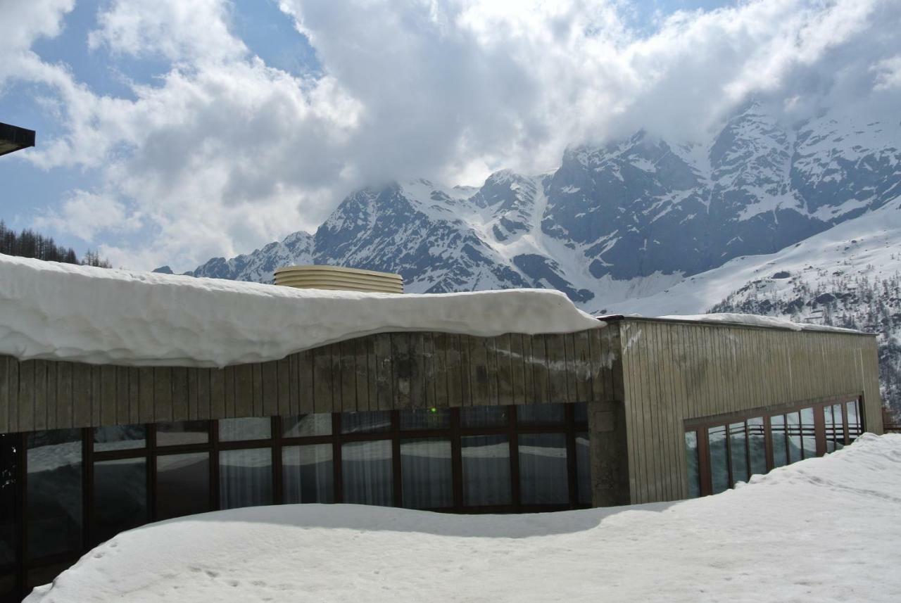 Complesso I Dadi - Residence Cielo Alto - Alberto 21 Breuil-Cervinia Bagian luar foto